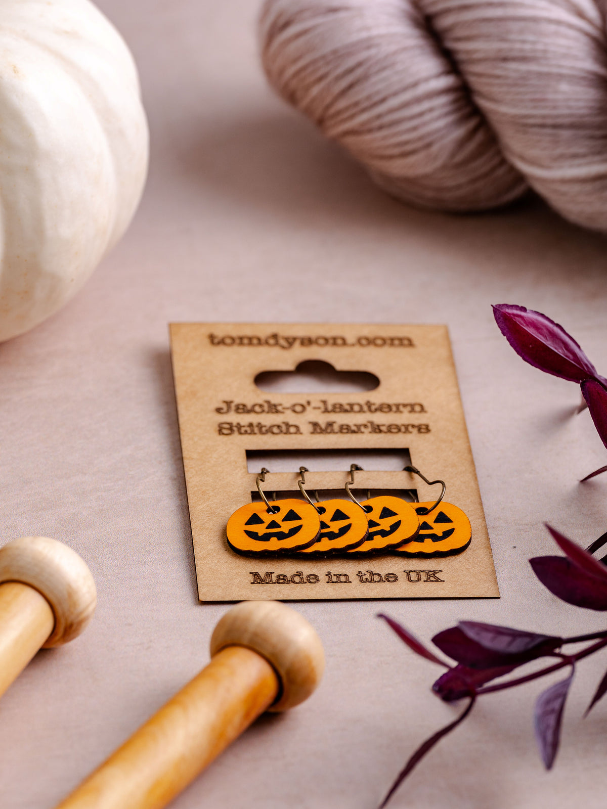 Jack-o'-lantern Stitch Markers