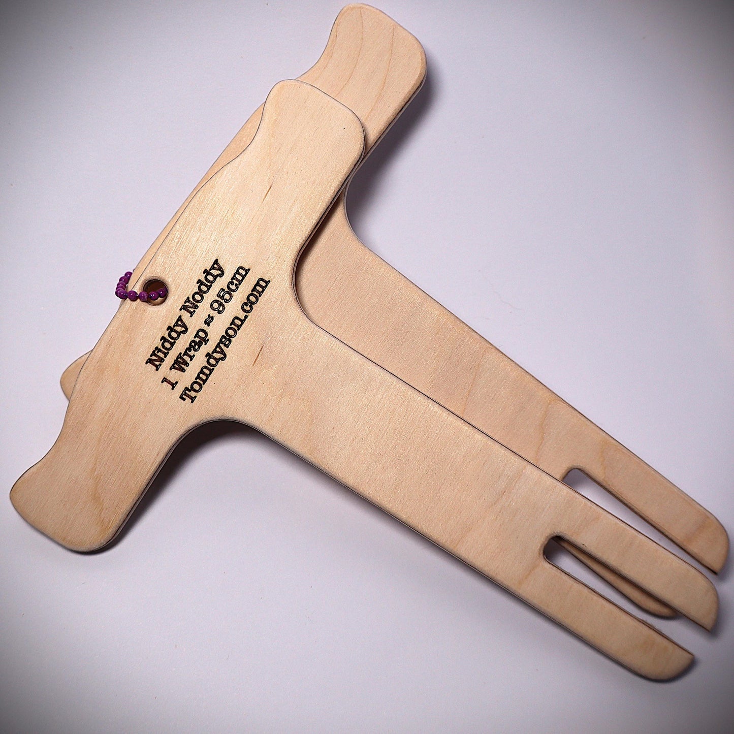Handcrafted Birch Plywood Niddy Noddy - Standard or Small, Durable & Space-Saving