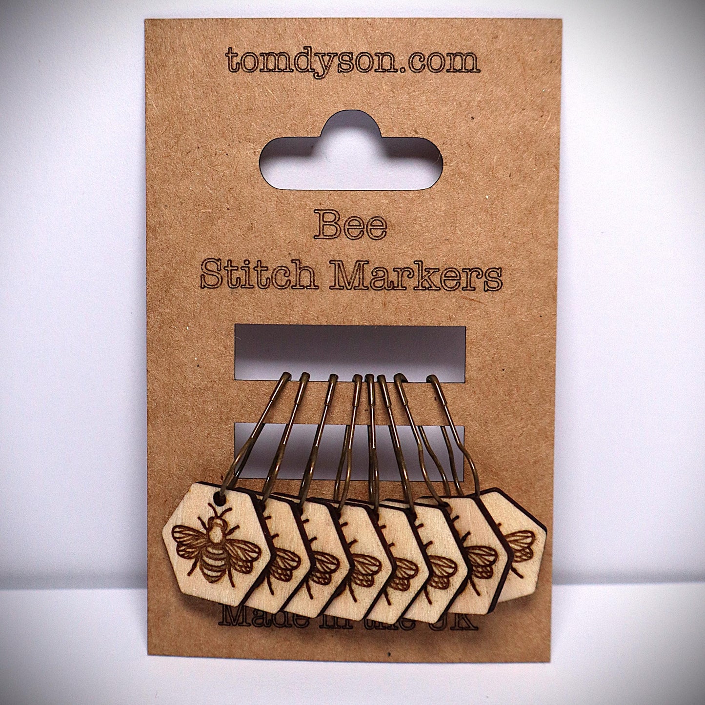 Adorable Animal Stitch Markers – Bee, Alpaca, Cat, Pig, and Owl Designs!