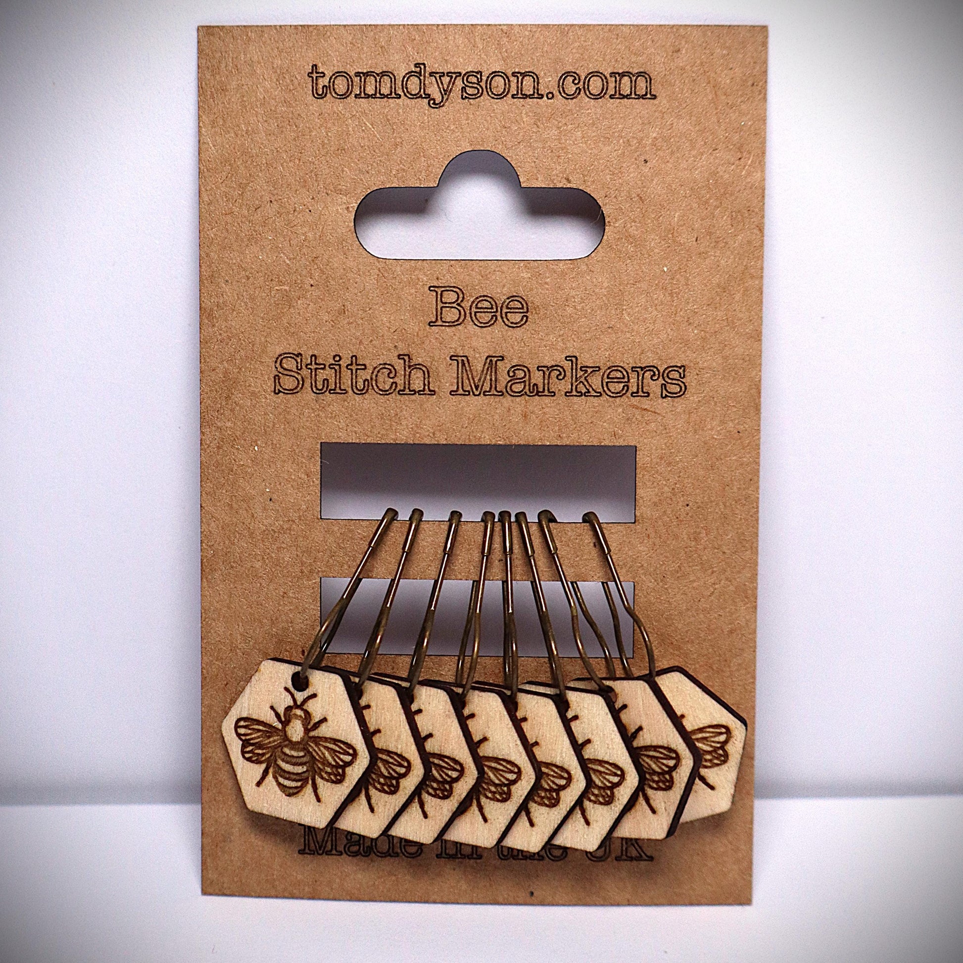 Adorable Animal Stitch Markers – Bee, Alpaca, Cat, Pig, and Owl Designs!