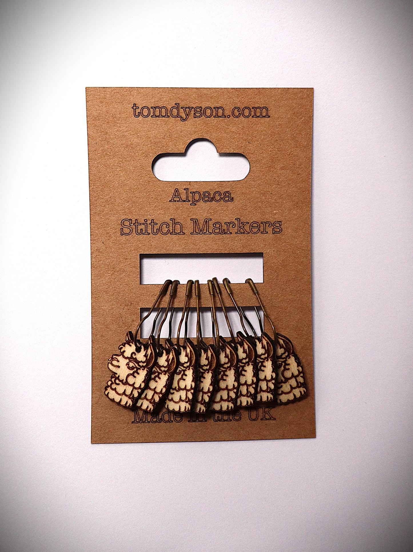 Adorable Animal Stitch Markers – Bee, Alpaca, Cat, Pig, and Owl Designs!