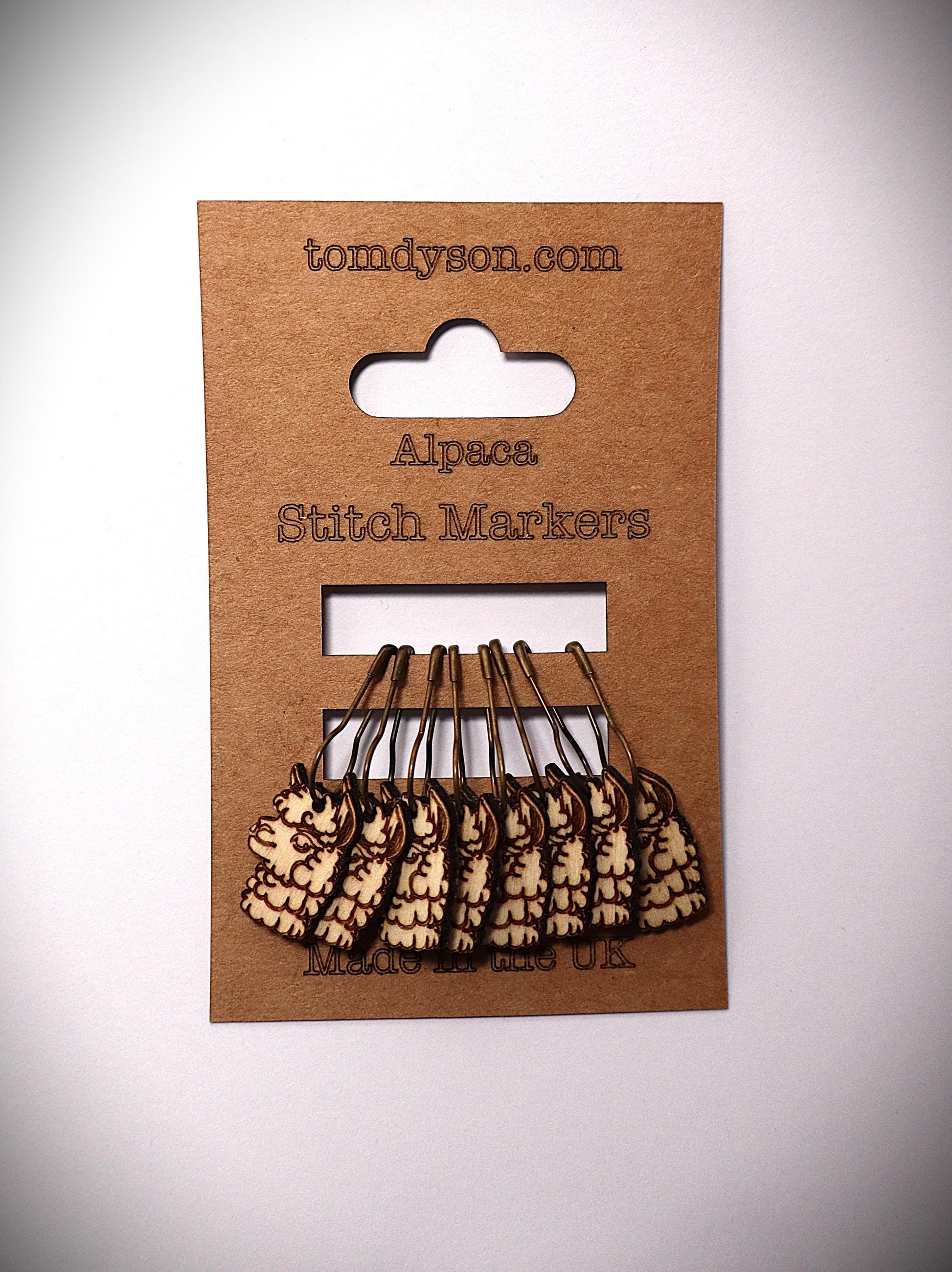 Adorable Animal Stitch Markers – Bee, Alpaca, Cat, Pig, and Owl Designs!