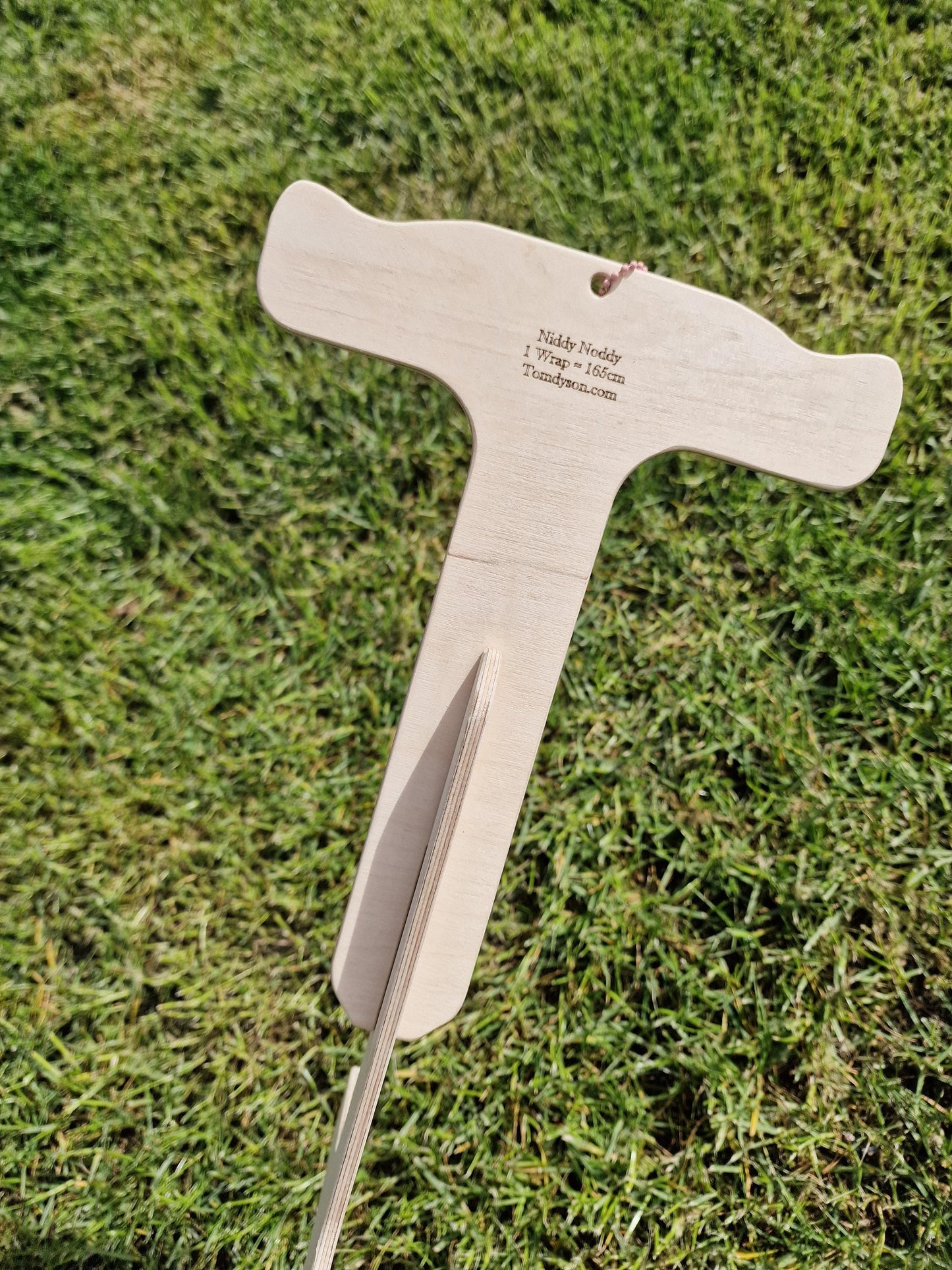 Handcrafted Birch Plywood Niddy Noddy - Standard or Small, Durable & Space-Saving