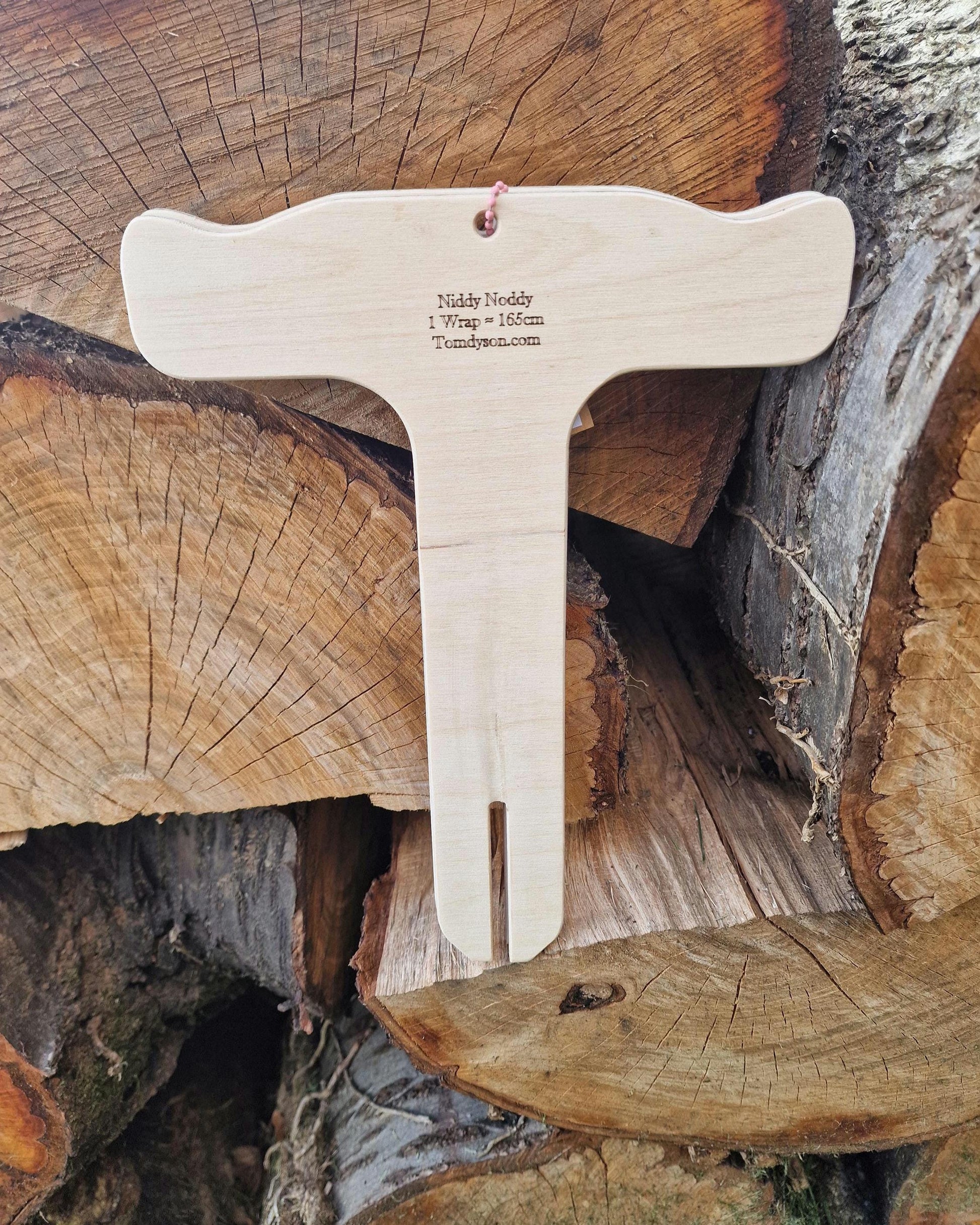 Handcrafted Birch Plywood Niddy Noddy - Standard or Small, Durable & Space-Saving